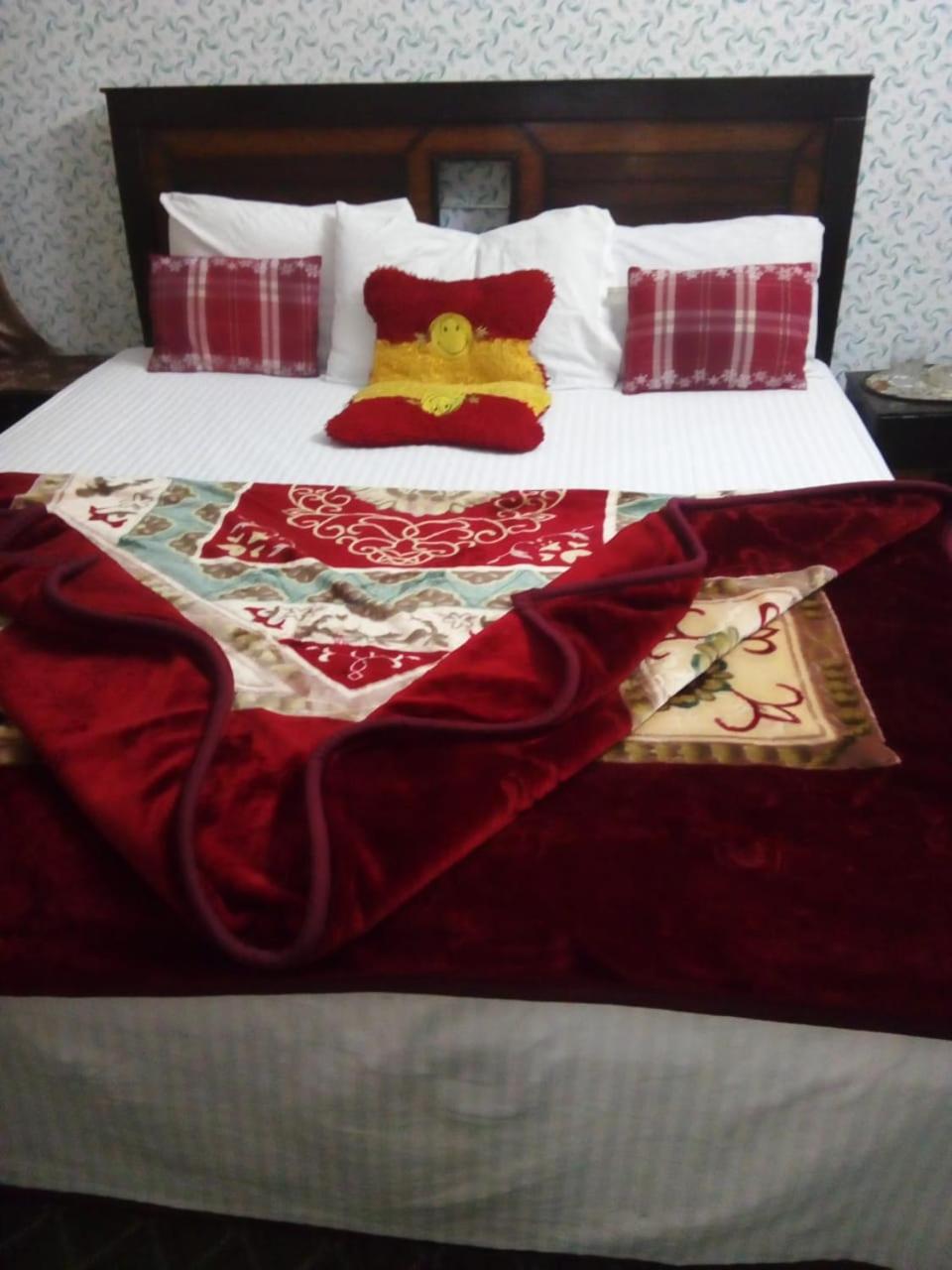 New City Lodges Guesthouse Islamabad Zimmer foto